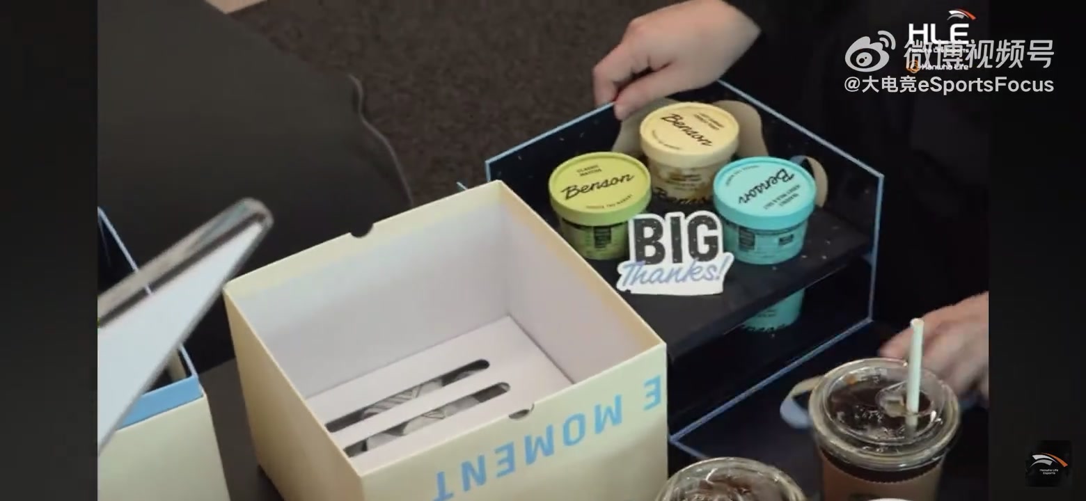 HLE教练Mowgli难绷BIG标志：不是这个BLG队标谁拿来的？！